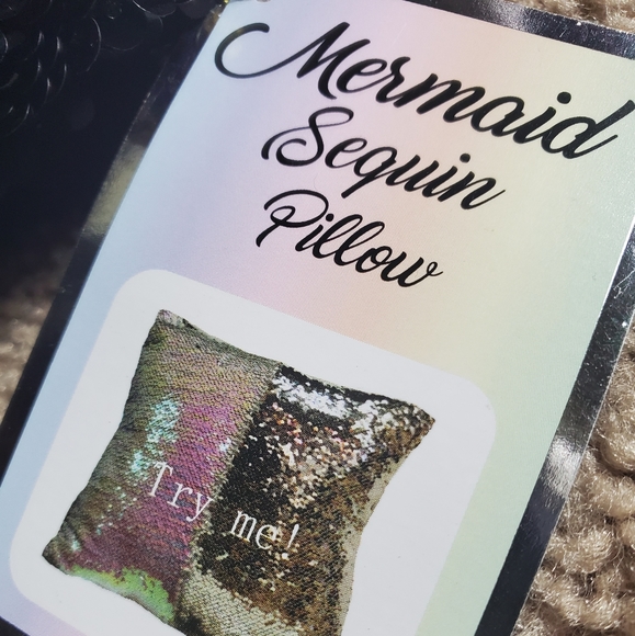 Throw pillows set black gold - Picture 4 of 5